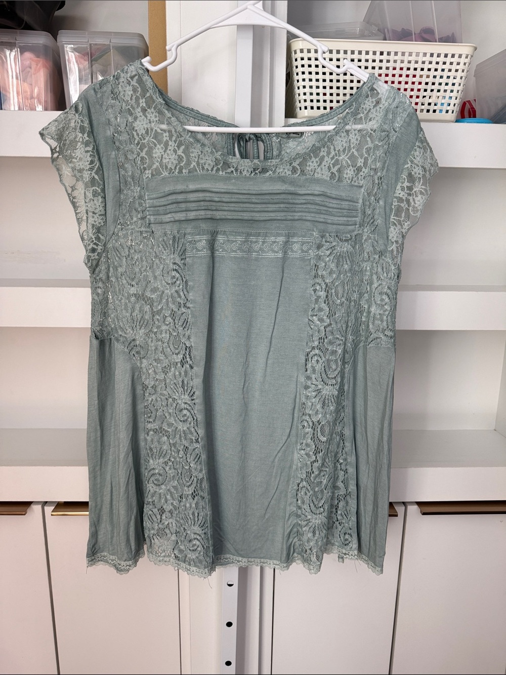 POL Short Sleeve Lace Relaxed Fit Top Sz Small Sage Green Oversized Boho Whimsy